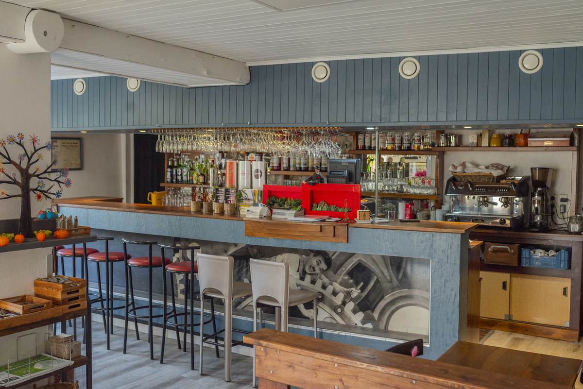 Le bar du Petit Charlot